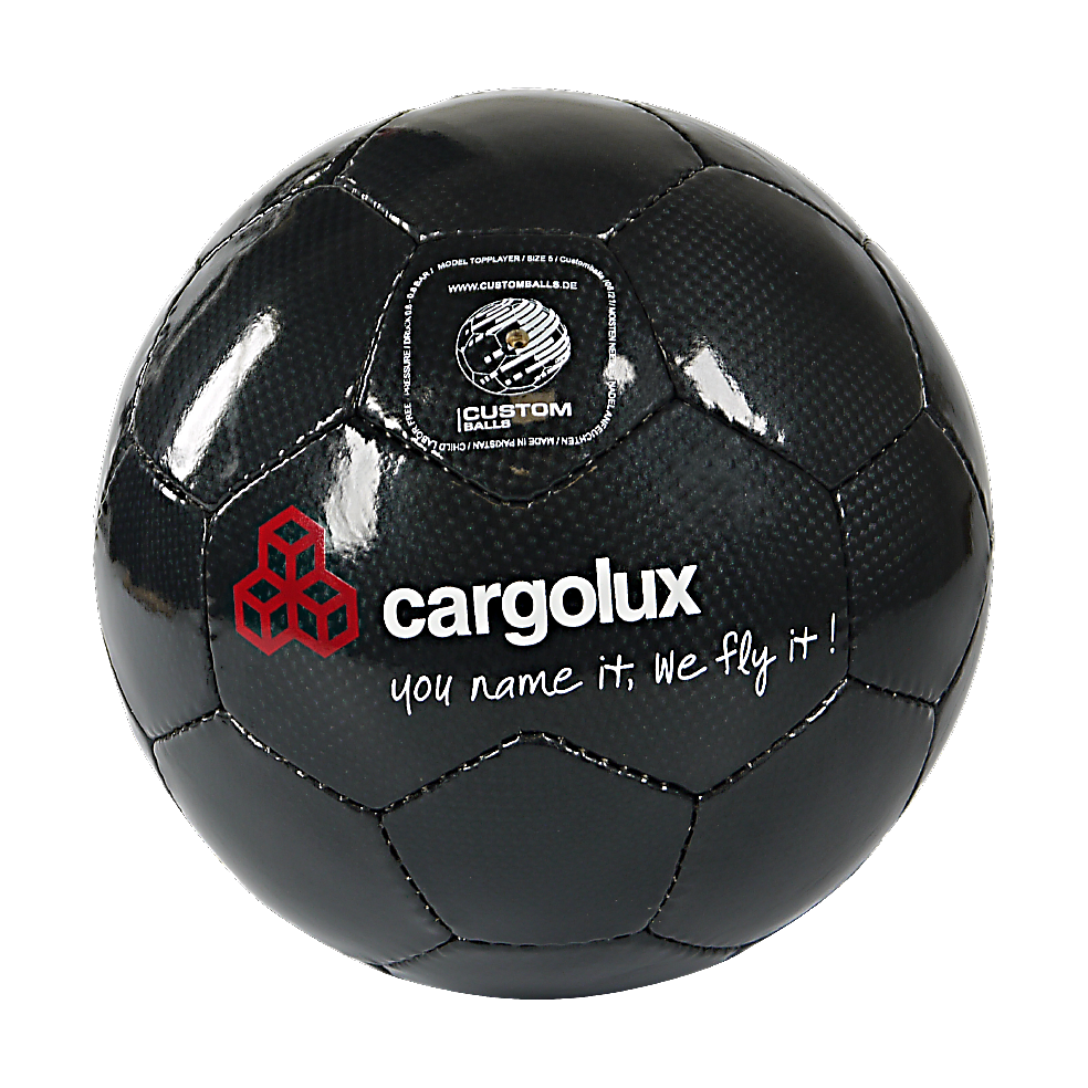 Fußball mit dem Logo von cargolux